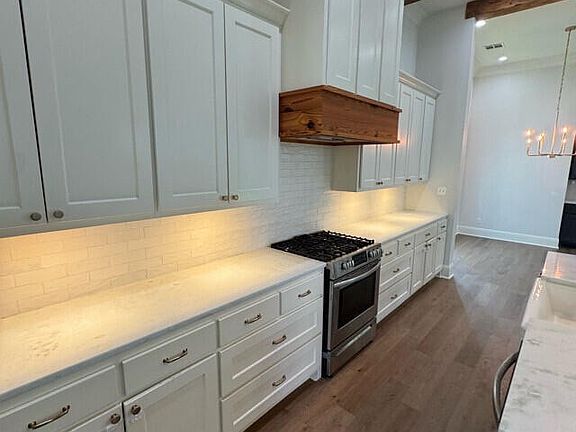 4th image of 110 San Juan Ln