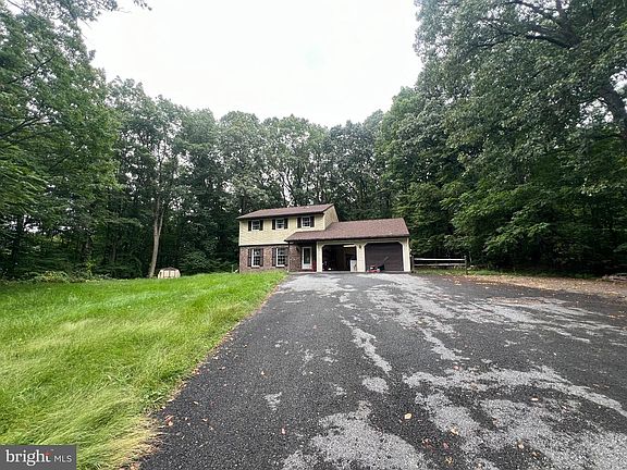 4th image of 162 Stitzer Rd