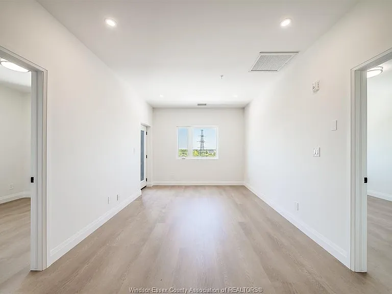 4300 Laurier Pkwy #539 — Photo 10
