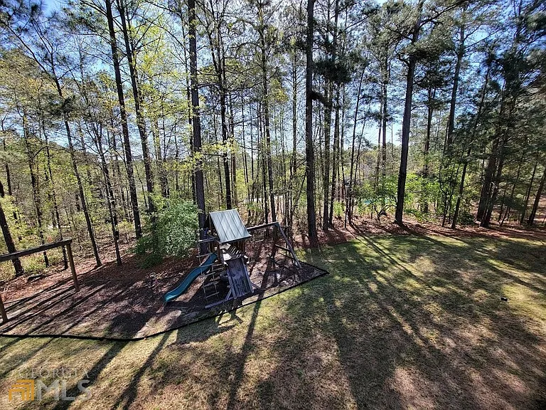 125 Farmington Dr — Photo 28