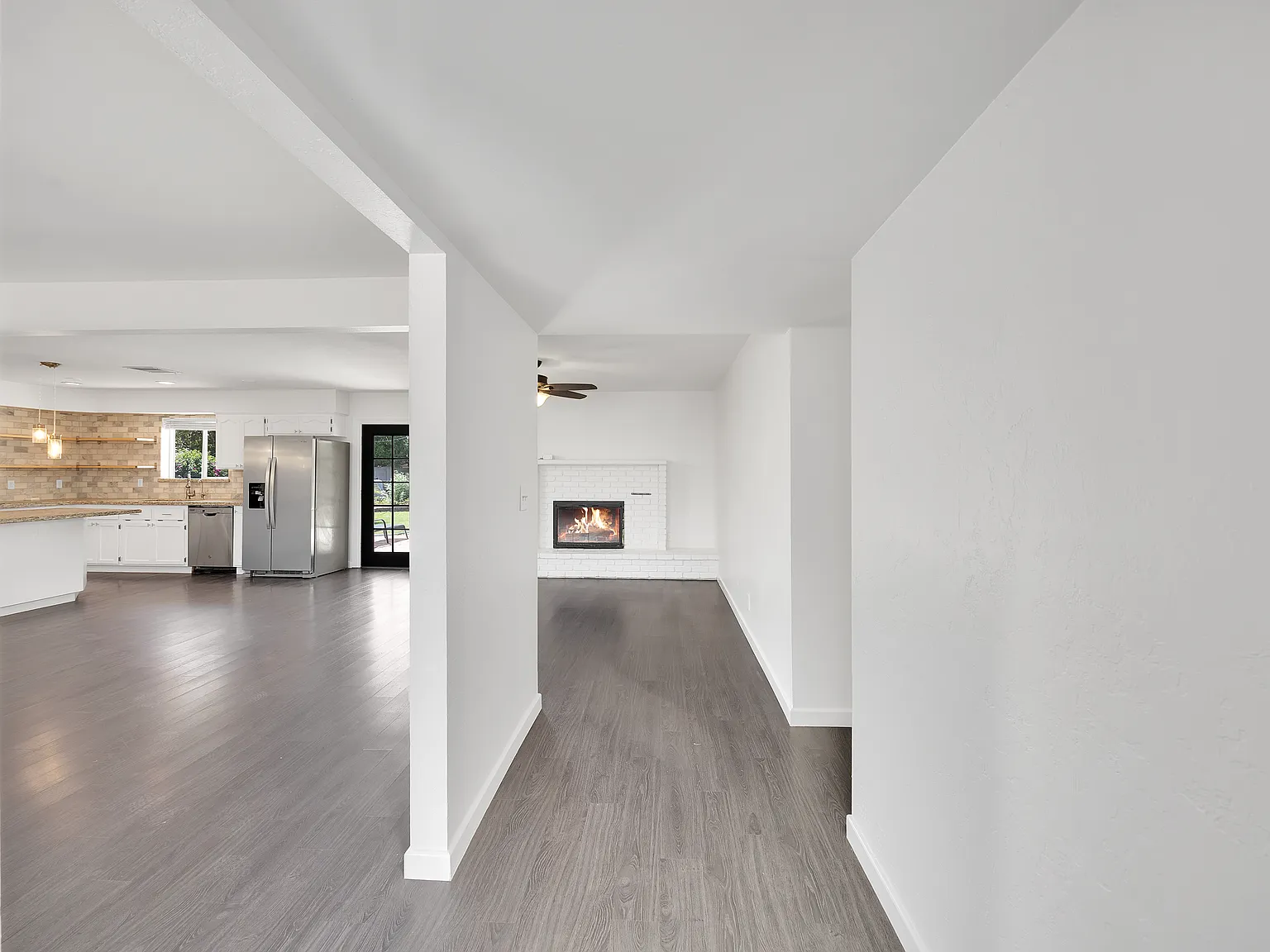 4 bed, 2007 sqft, $3,299 — Photo 4