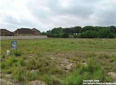 1st image of 819 Lodge Creek Dr