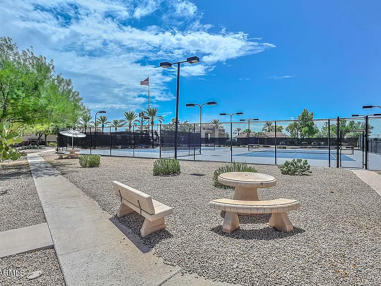 10509 W Runion Dr — Photo 44