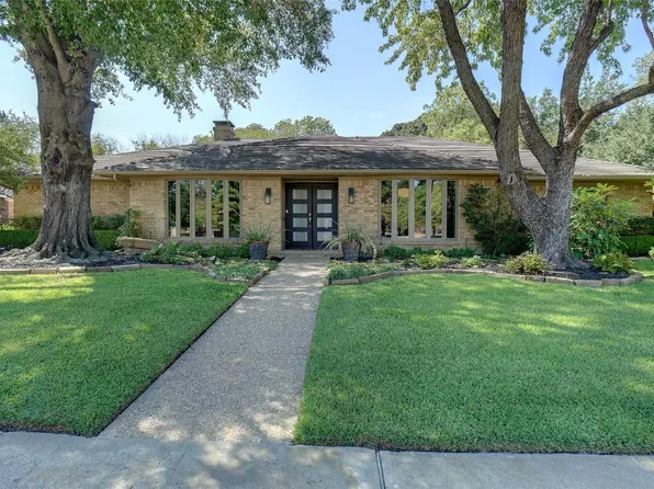 705 Rochelle Blvd, Irving, TX 75062