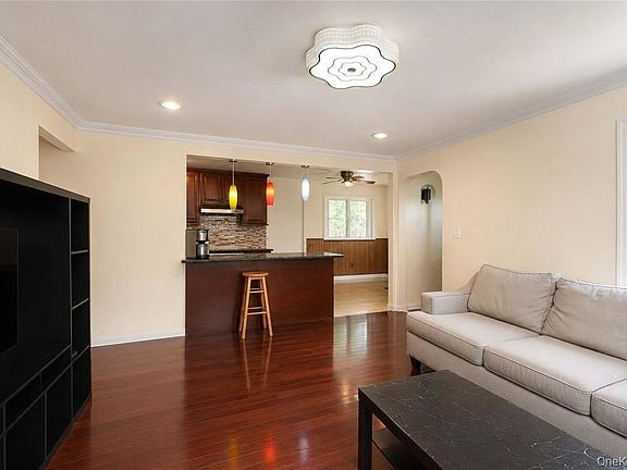 3rd image of 175 Latham Rd