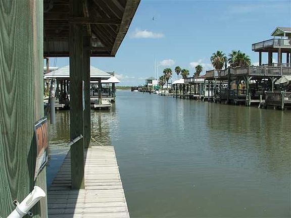 2nd image of 1266 Island Blvd