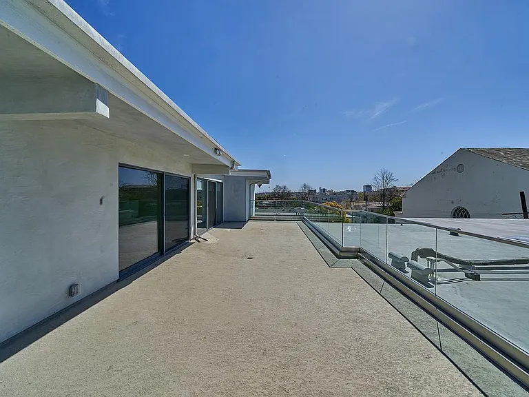 145 S Maple Dr #Penthouse 401 — Photo 19