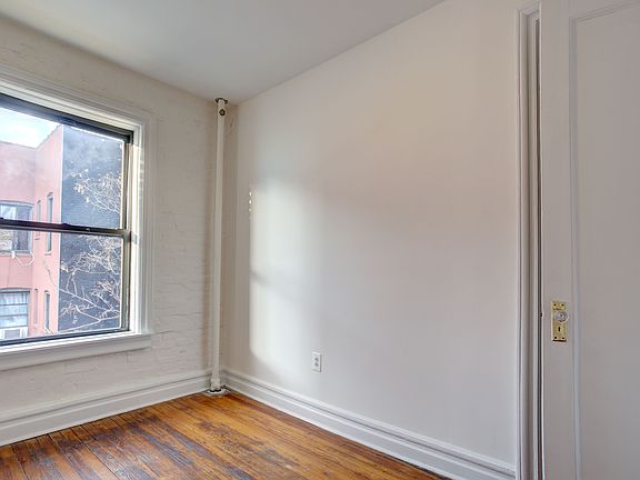 3rd image of 511 W 169th St APT 63
