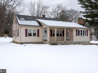 14008 Old Chapel Rd, Bowie, MD 20715