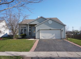 2040 Kentland Dr, Romeoville, IL 60446