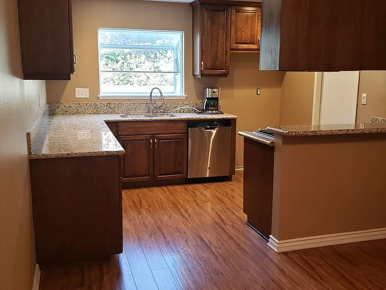 5939 Petite Ct — Photo 11