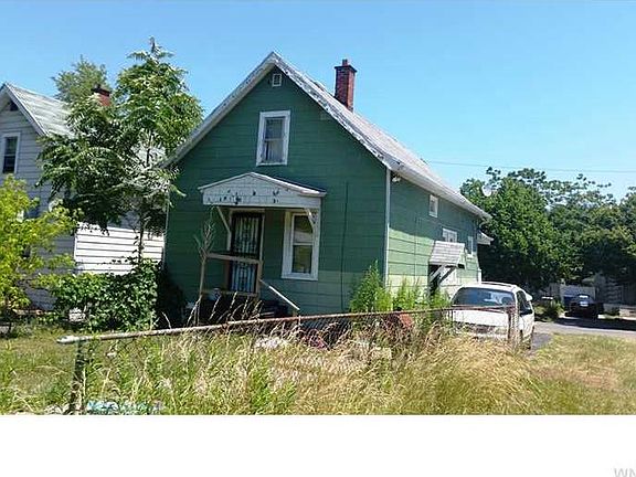 4th image of 258 Stevens Ave