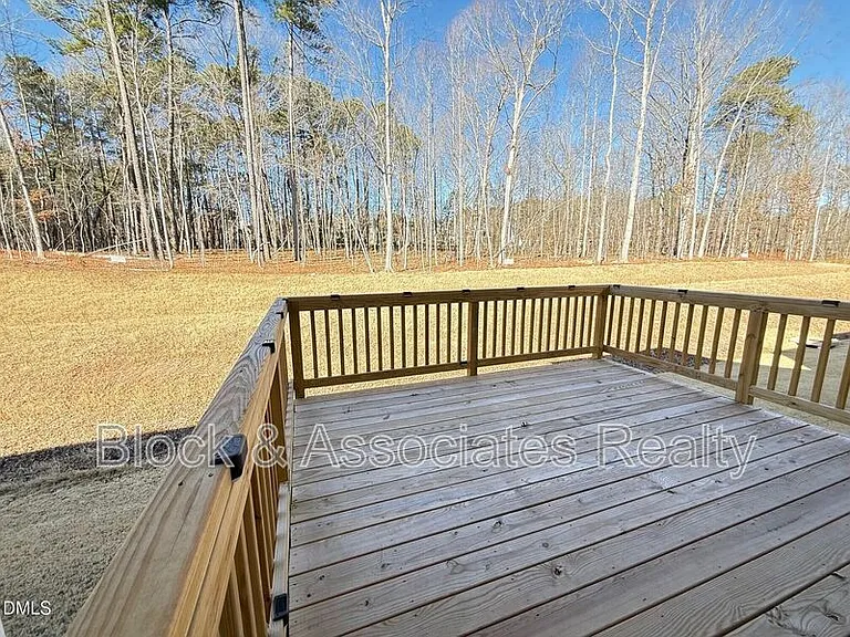 1362 Chowan Ave — Photo 36
