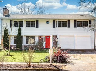 6575 SW Rollingwood Dr, Beaverton, OR 97008