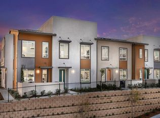 939 Crimson Leaf Way, Vista, CA 92081