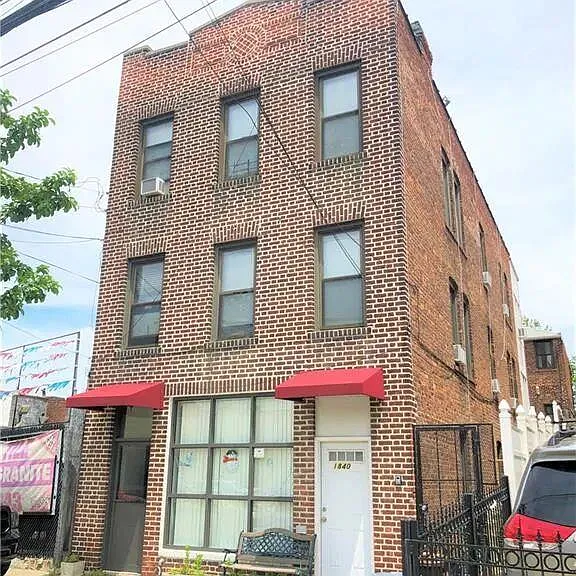 1840 Bronxdale Ave #3 — Photo 2