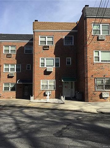 1st image of 2572 Bouck Ave