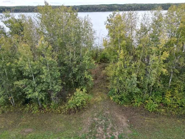 1 Meadow St, Meadow Lake, SK S0M 2M0