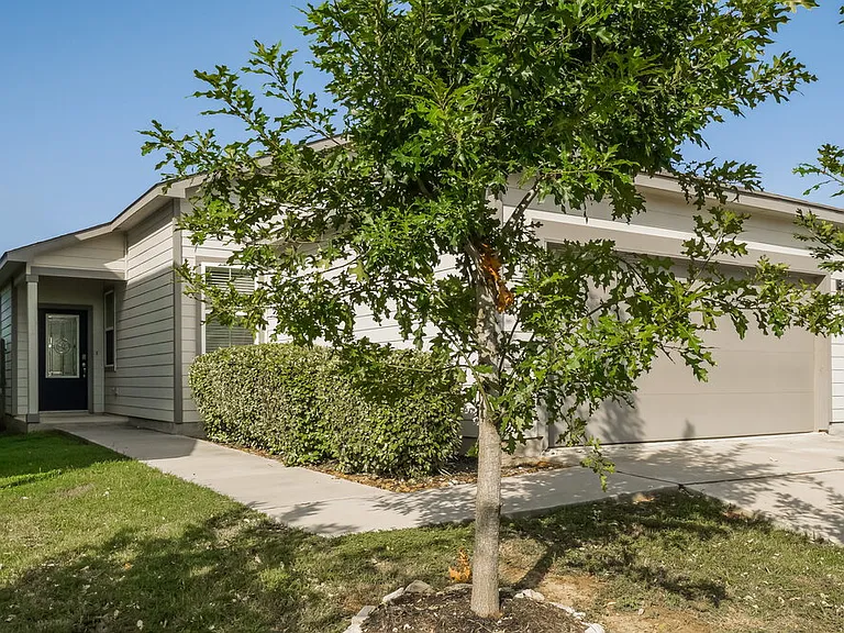3849 Ivy Path — Photo 3
