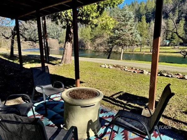 2301 Poker Bar Rd, Douglas City, CA 96024