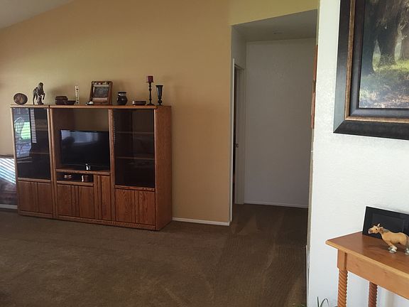 3rd image of 5803 Corinthian Pl