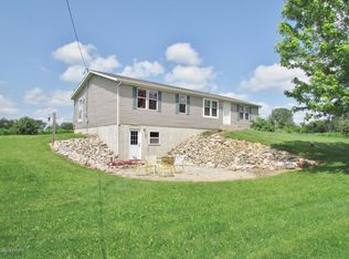 764 Withington Rd, Montgomery, MI 49255