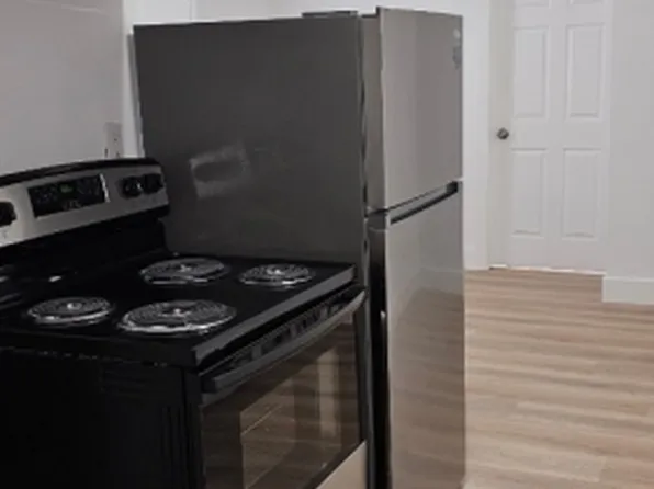 31 Main St APT 1, Clinton, NJ 08809