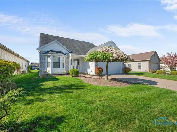 7269 Longwater Dr, Maumee, OH 43537