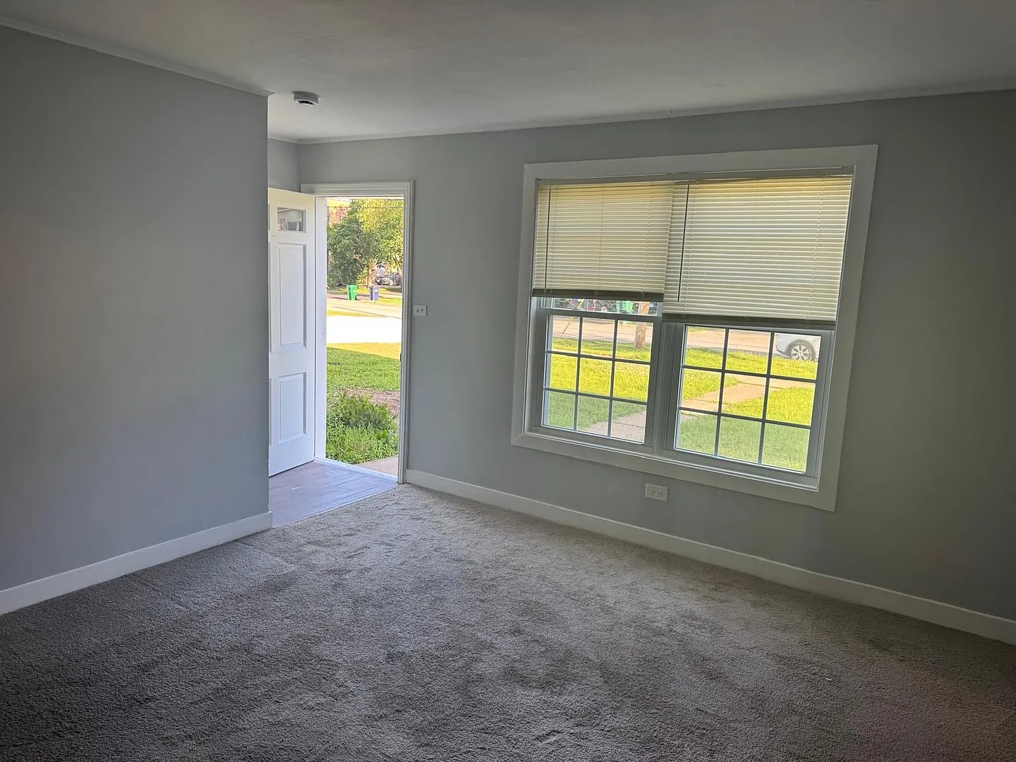 2 bed, 858 sqft, $2,250 — Photo 4