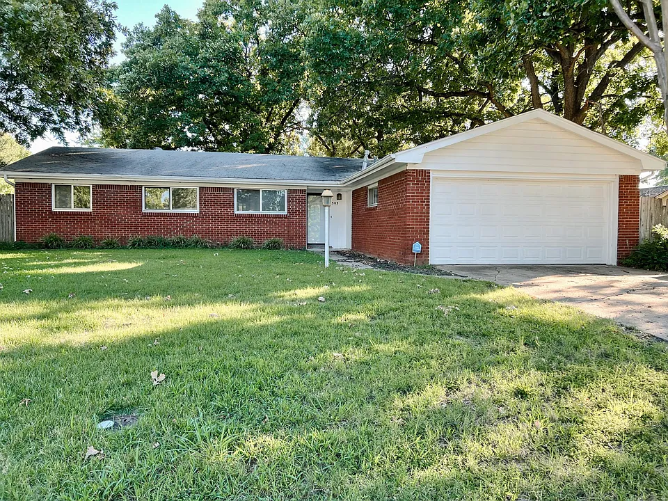 503 W Vandalia St S