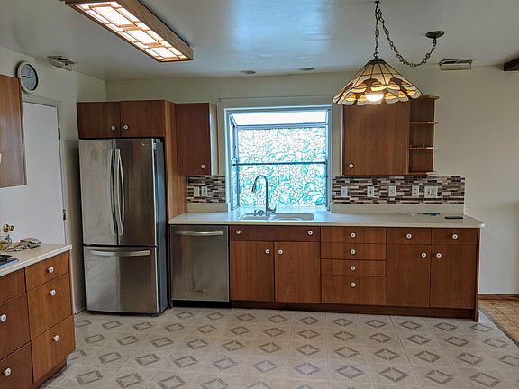 3rd image of 70670 Golden Gate Dr