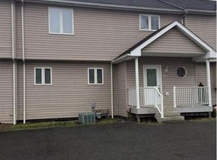 302 Pierpont Heights Dr, Morgantown, WV 26508