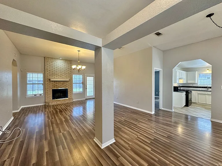 5504 Jim Ave — Photo 2