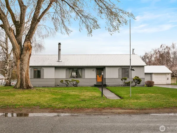 1801 Raymond Avenue, Bridgeport, WA 98813
