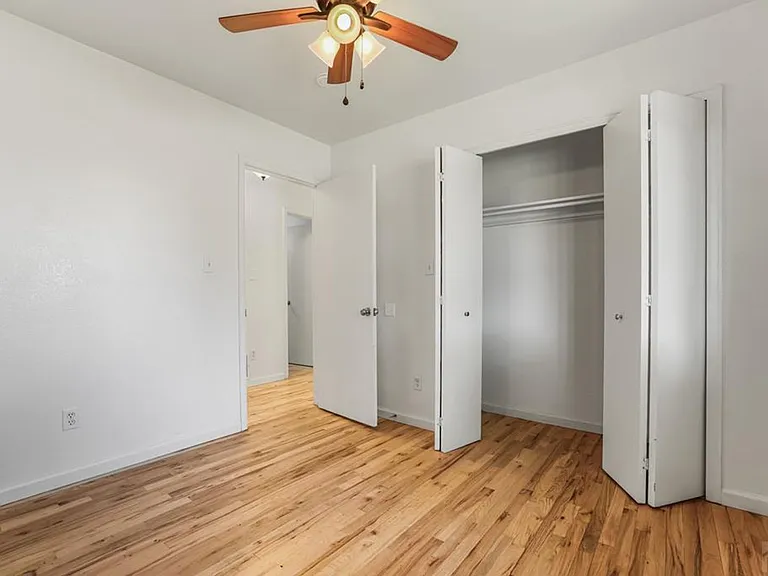 160 E Eads Dr — Photo 13
