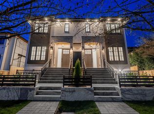 4557 Parker St, Burnaby, BC V5C3E1