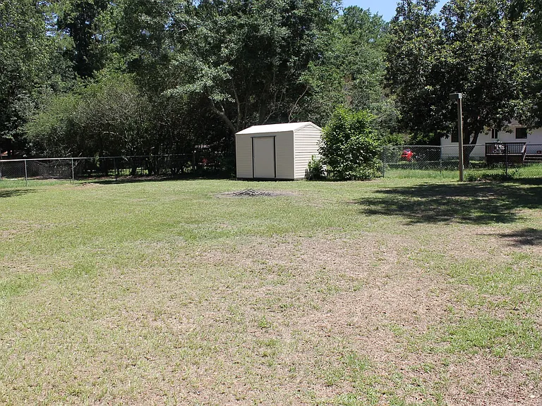 4 George B Ct — Photo 14