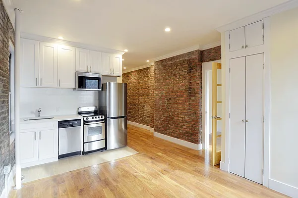 Rented by REAL New York | media 8