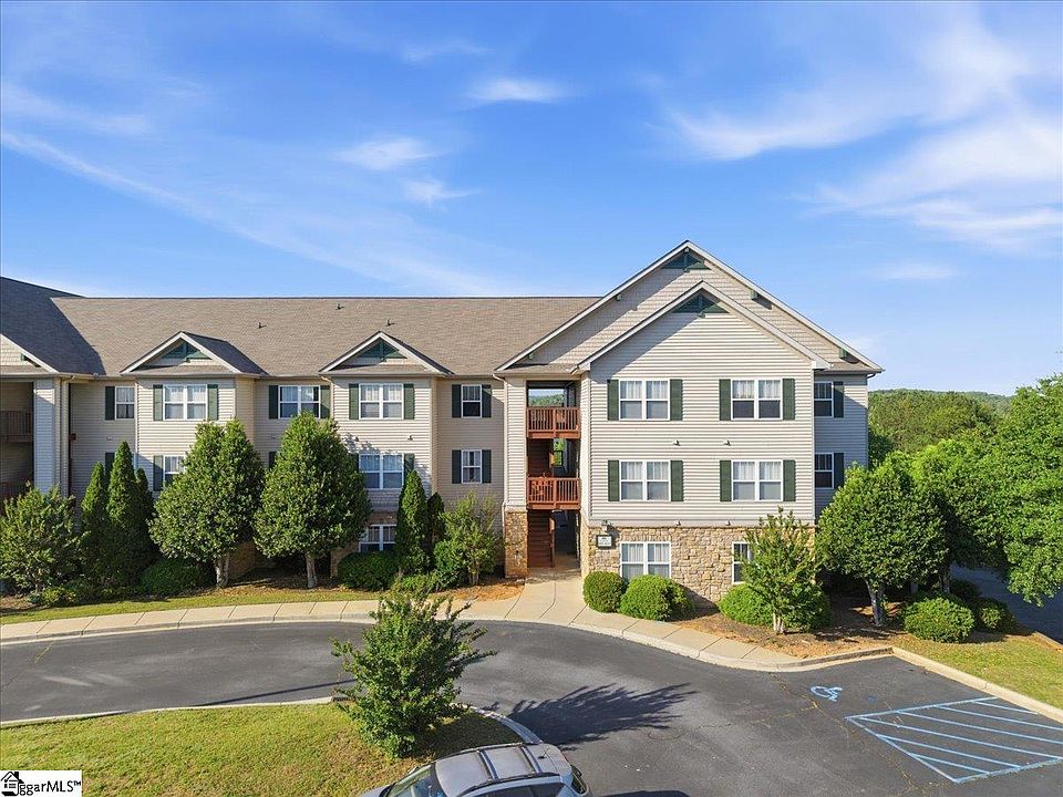 1st image of 1612 Harts Ridge Dr