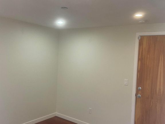 5th image of 108 Langton St #3