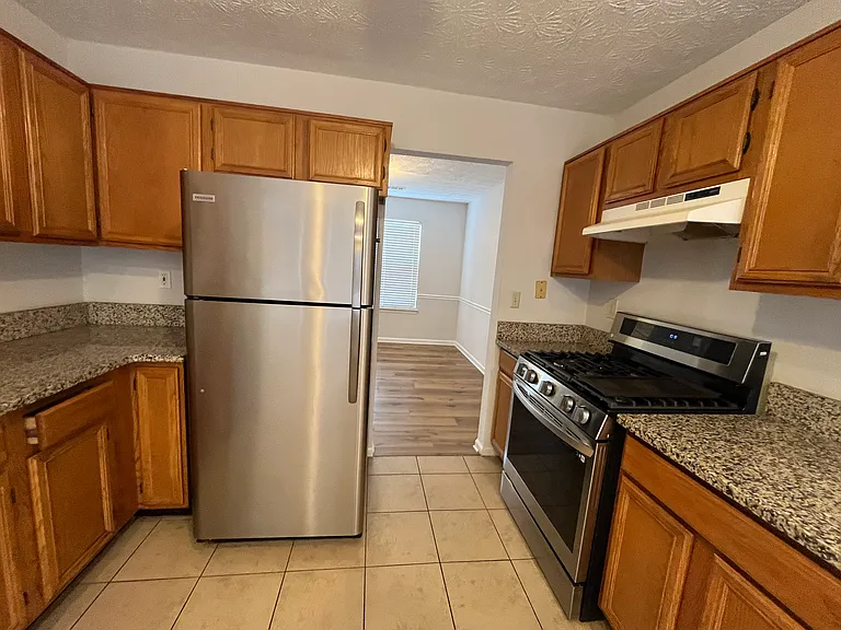 510 Abbotts Hill Ln — Photo 7