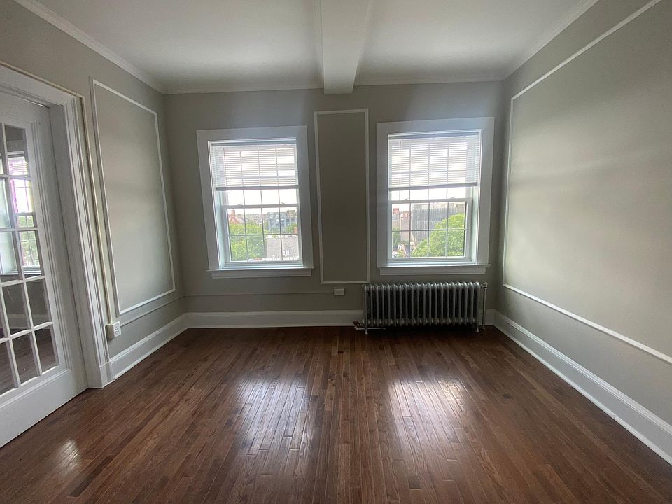 2nd image of 1175 Chapel St #62