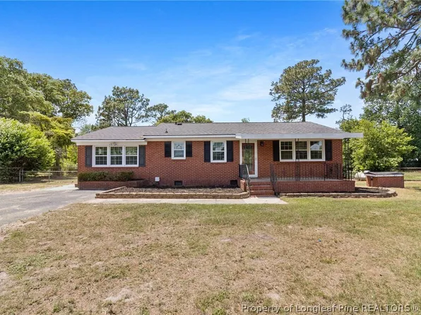 2546 Bel Aire St, Fayetteville, NC 28306