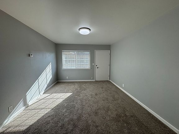 3rd image of 2970 Magliocco Dr APT 18