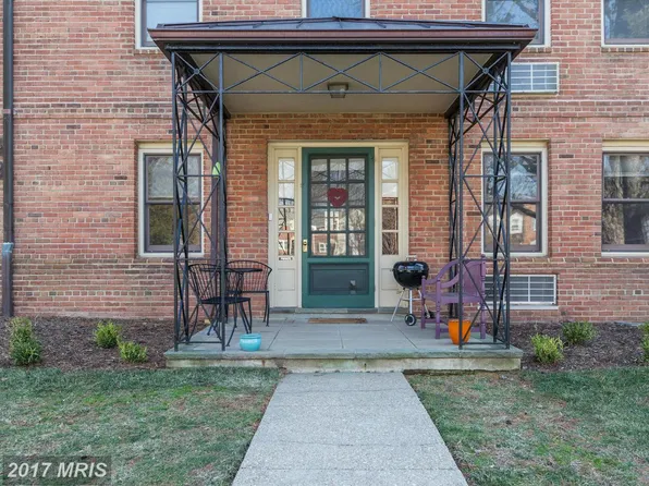 4824 Chevy Chase Dr #1, Chevy Chase, MD 20815