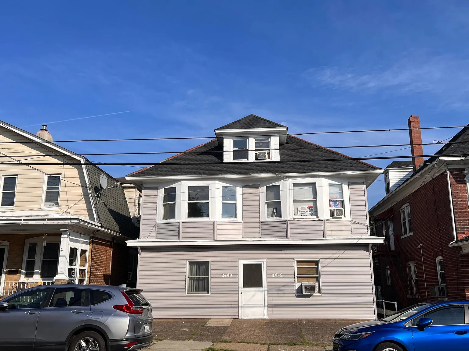 2442 Freemansburg Ave — Photo 1