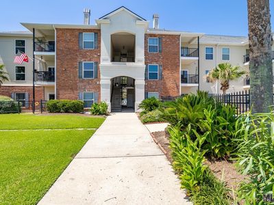 12430 River Highlands Dr, Saint Amant, LA, 70774