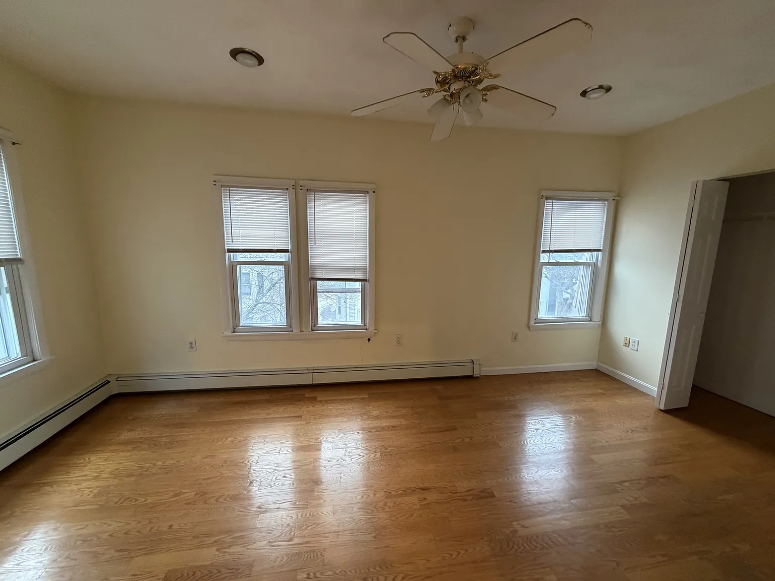 215 Lexington Street - 3 — Photo 3