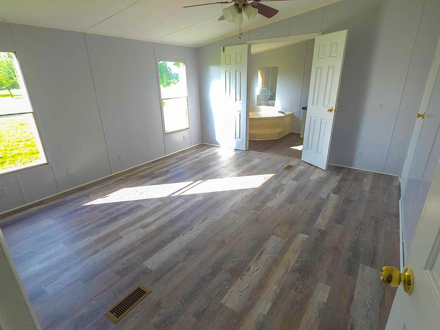 3 bed, 1600 sqft, $1,349 — Photo 4
