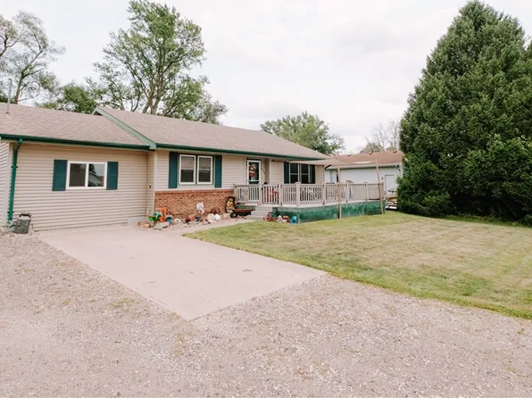 375 West St, Martensdale, IA 50160